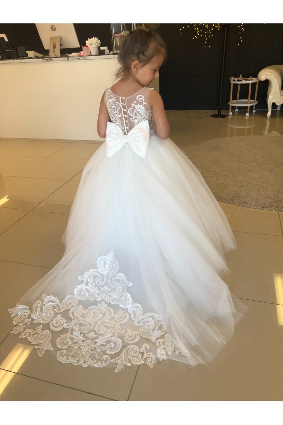 Ball Gown Sweetheart Tulle & Lace Chapel Train Champagne Flower Girl Dress Barrie