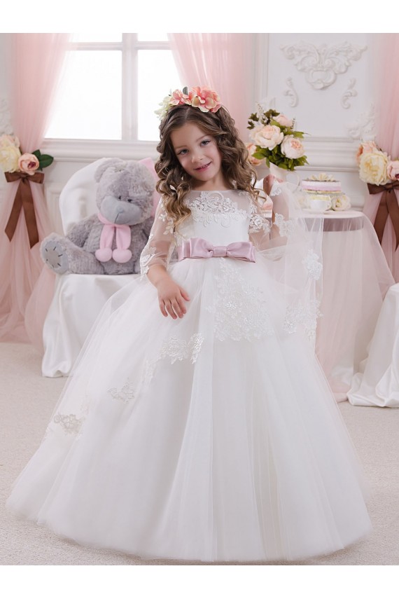 Ball Gowns Bateau Neck Tulle & Lace Chapel Train Ivory Flower Girl Dress Barrie