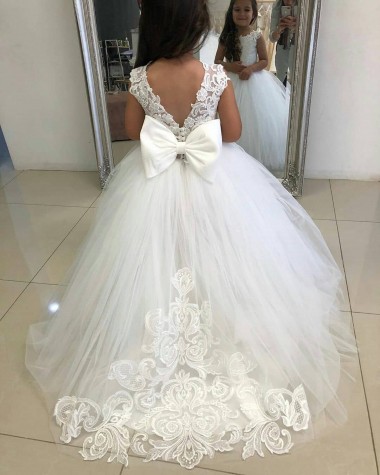 Ball Gown Bateau Neckline Tulle & Lace Chapel Train Ivory Flower Girl Dress Barrie